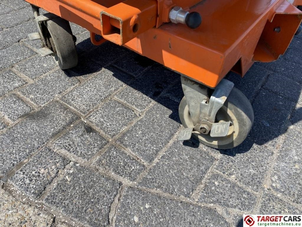 Leasing de Snorkel UL32 AC-110/230V Vertical Mast Work Lift 1175cm  Snorkel UL32 AC-110/230V Vertical Mast Work Lift 1175cm: foto 15