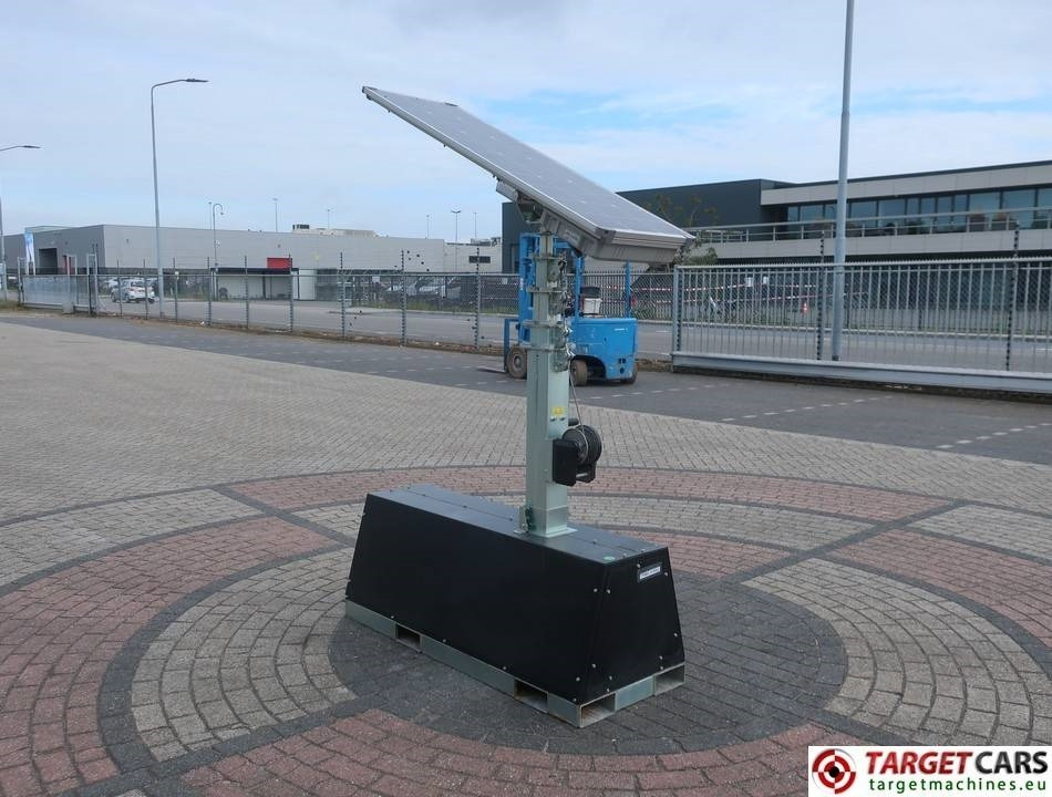 Trime X-Pole 2x25W Led Solar Tower Light - Torre de iluminação: foto 2 Trime X-Pole 2x25W Led Solar Tower Light - Torre de iluminação: foto 2