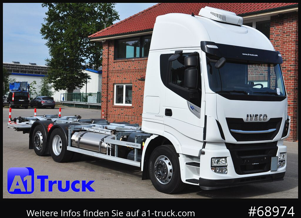 IVECO AS260SY-46 BDF LNG LBW Lenkachse Steering - Camião transportador de contêineres/ Caixa móvel: foto 1 IVECO AS260SY-46 BDF LNG LBW Lenkachse Steering - Camião transportador de contêineres/ Caixa móvel: foto 1