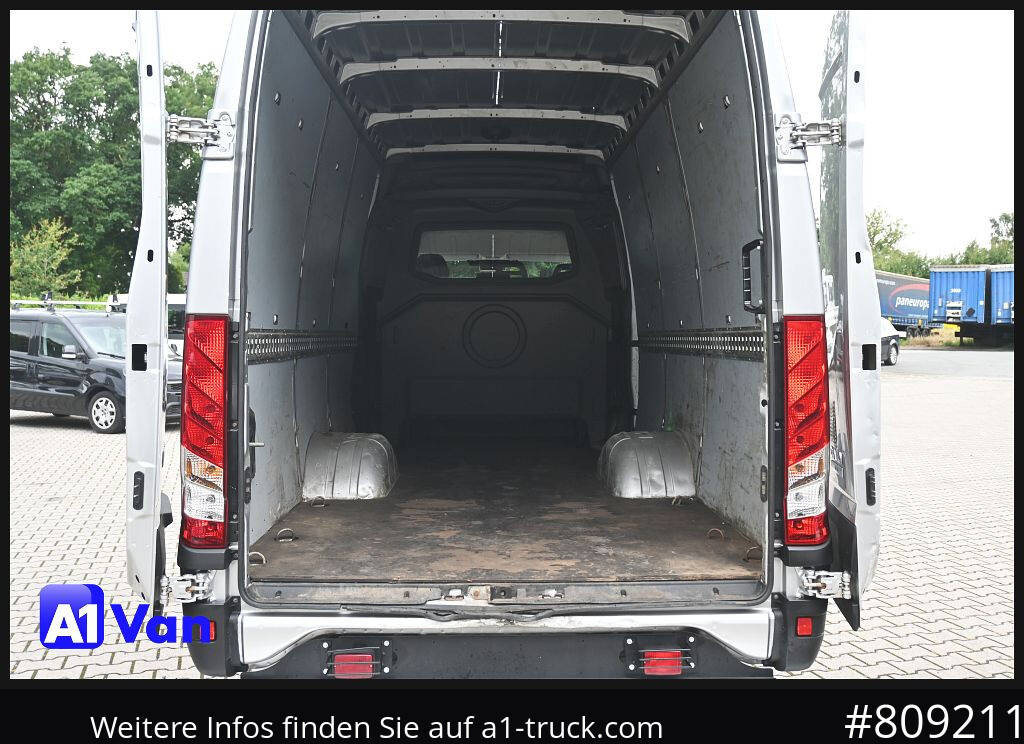 IVECO Daily 70C18 A8V Kasten, Mixto, AHK, Klima - Furgão, Carrinha cabine dupla: foto 2 IVECO Daily 70C18 A8V Kasten, Mixto, AHK, Klima - Furgão, Carrinha cabine dupla: foto 2