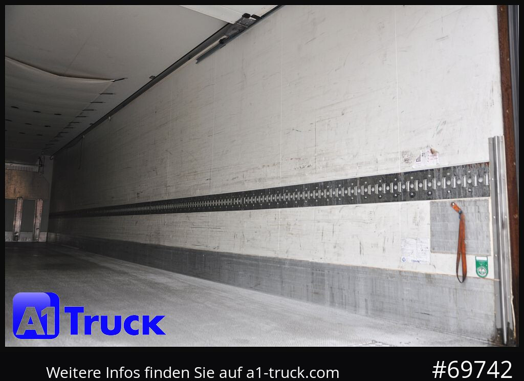 KRONE SDR 27 Carrier 1950, Rolltor, 1 Vorbesitzer - Semi-reboque frigorífico: foto 5 KRONE SDR 27 Carrier 1950, Rolltor, 1 Vorbesitzer - Semi-reboque frigorífico: foto 5