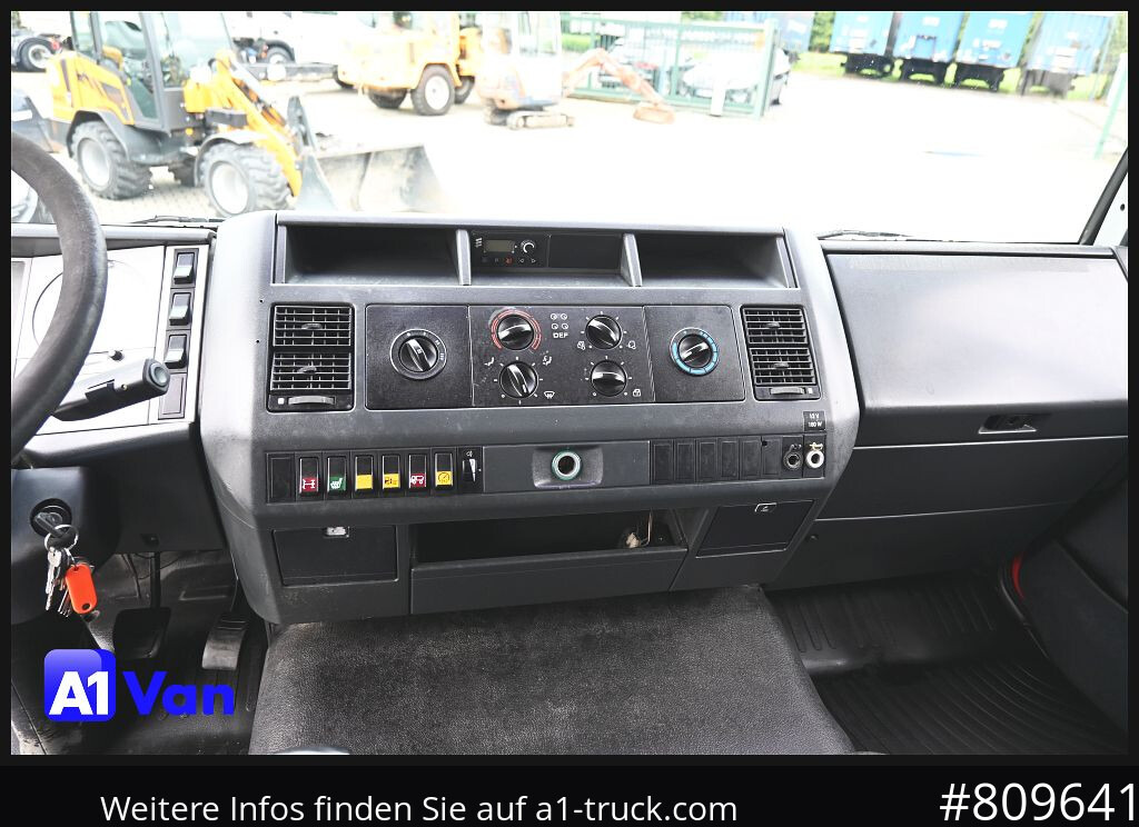 MAN MAN LE 8.180 Pritsche Doka, Automatik, AHK, 6-Sitzer - Carrinha de caixa aberta: foto 5 MAN MAN LE 8.180 Pritsche Doka, Automatik, AHK, 6-Sitzer - Carrinha de caixa aberta: foto 5