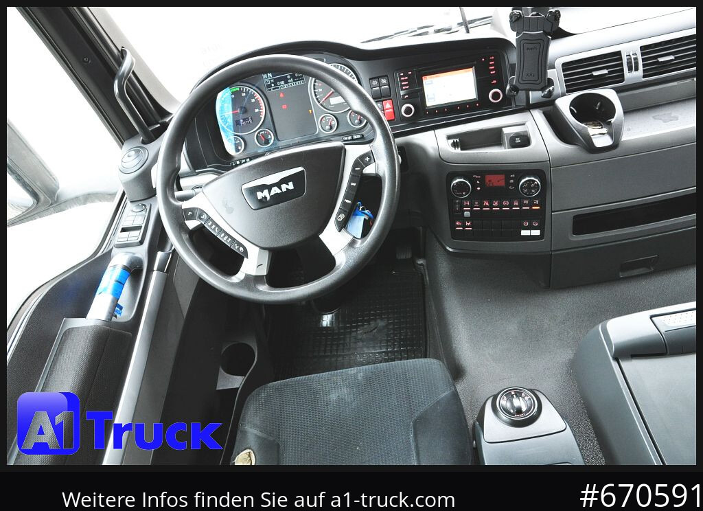 MAN TGS 26.440, Kran PK20.501L Lenkachse, - Camião de caixa aberta/ Plataforma, Camião grua: foto 4 MAN TGS 26.440, Kran PK20.501L Lenkachse, - Camião de caixa aberta/ Plataforma, Camião grua: foto 4