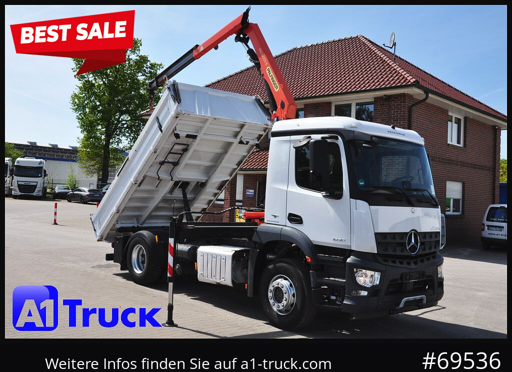 MERCEDES-BENZ Arocs 1830, Kipper + Kran,Palfinger, Funk, - Camião grua: foto 1 MERCEDES-BENZ Arocs 1830, Kipper + Kran,Palfinger, Funk, - Camião grua: foto 1