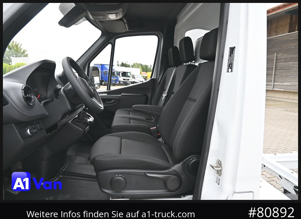 MERCEDES-BENZ Sprinter 317 CDI Fahrgestell, NEU, Klima, Tempomat, 3-Sitzer - Camião chassi: foto 2 MERCEDES-BENZ Sprinter 317 CDI Fahrgestell, NEU, Klima, Tempomat, 3-Sitzer - Camião chassi: foto 2