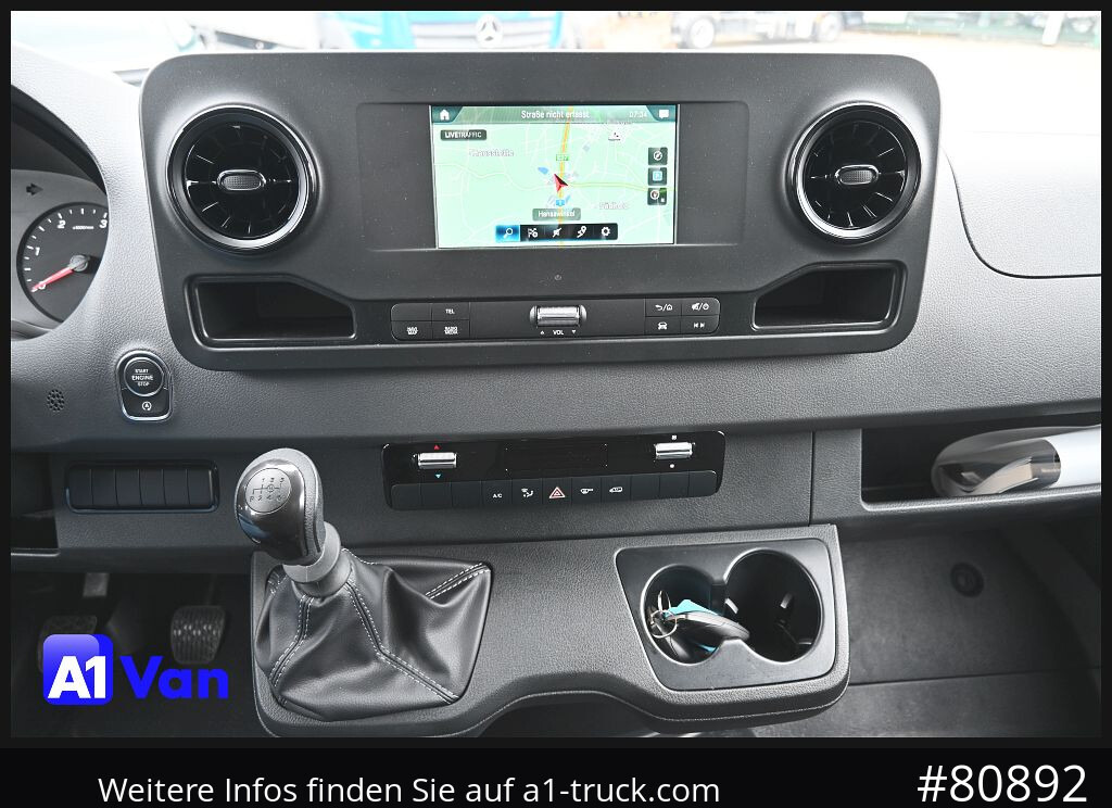 MERCEDES-BENZ Sprinter 317 CDI Fahrgestell, NEU, Klima, Tempomat, 3-Sitzer - Camião chassi: foto 3 MERCEDES-BENZ Sprinter 317 CDI Fahrgestell, NEU, Klima, Tempomat, 3-Sitzer - Camião chassi: foto 3