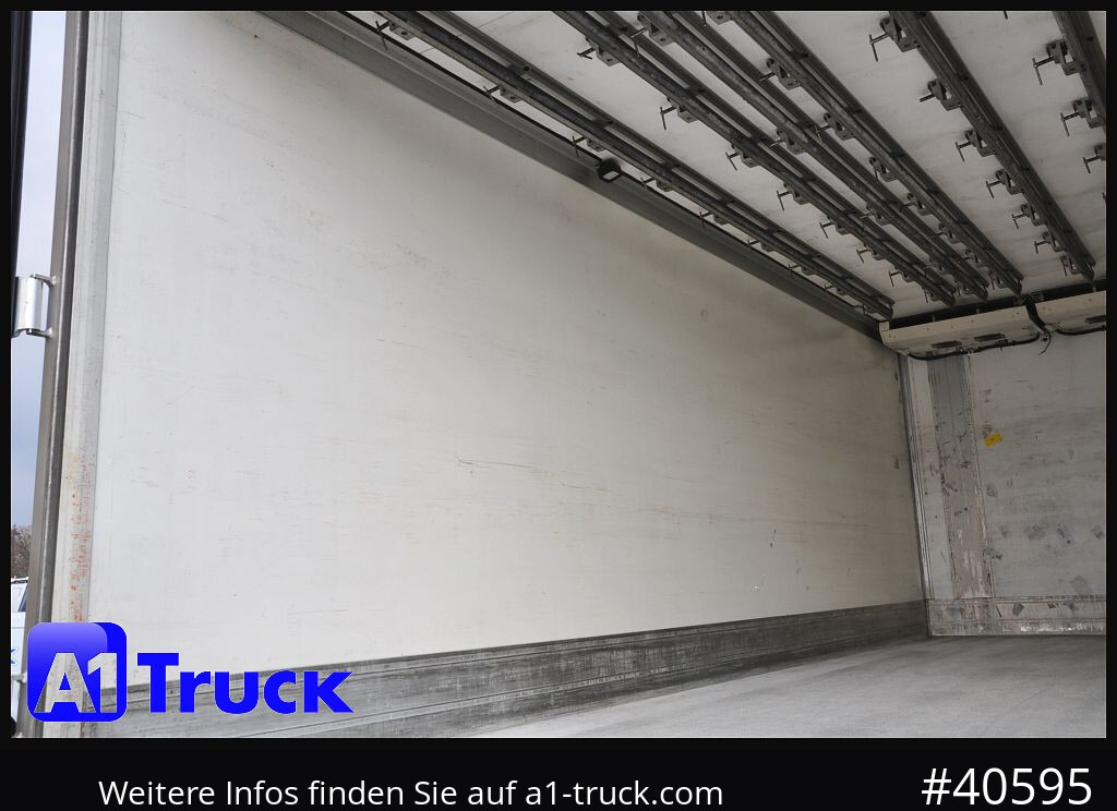 SCHMITZ Achwege & Tönjes, Rohrbahn, Fleisch, Schmitz Aufbau - Reboque frigorífico: foto 5 SCHMITZ Achwege & Tönjes, Rohrbahn, Fleisch, Schmitz Aufbau - Reboque frigorífico: foto 5