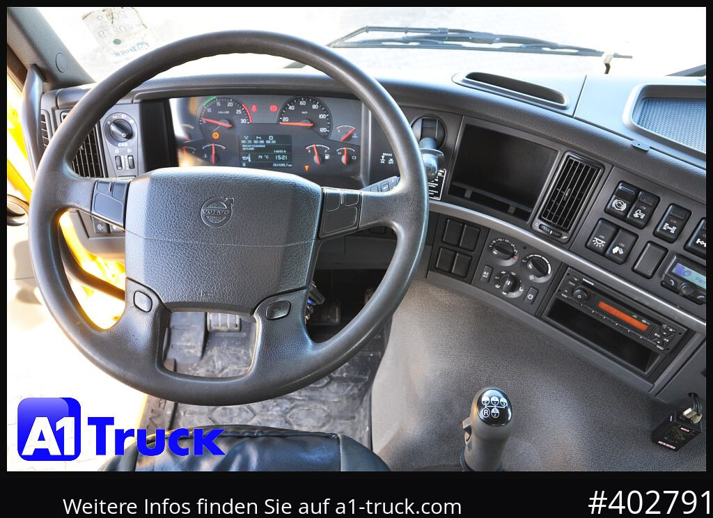 VOLVO FMX 330 Singel Tire 4x4 Blatt/Blatt Fassi F 135 - Camião de caixa aberta/ Plataforma, Camião grua: foto 5 VOLVO FMX 330 Singel Tire 4x4 Blatt/Blatt Fassi F 135 - Camião de caixa aberta/ Plataforma, Camião grua: foto 5