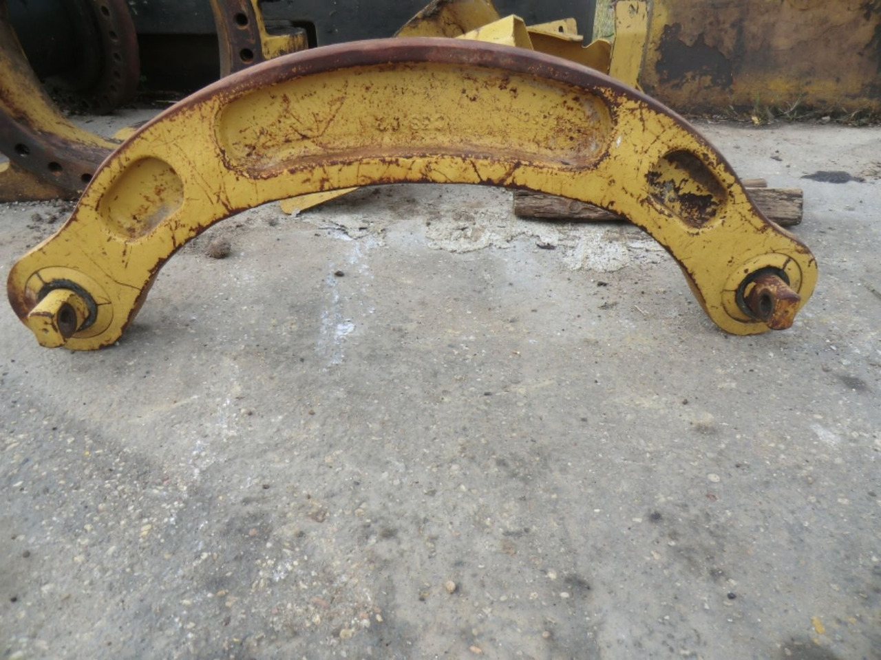 Caterpillar 735 BALESTRONE - Peças de material rodante por Máquina de construção: foto 1 Caterpillar 735 BALESTRONE - Peças de material rodante por Máquina de construção: foto 1