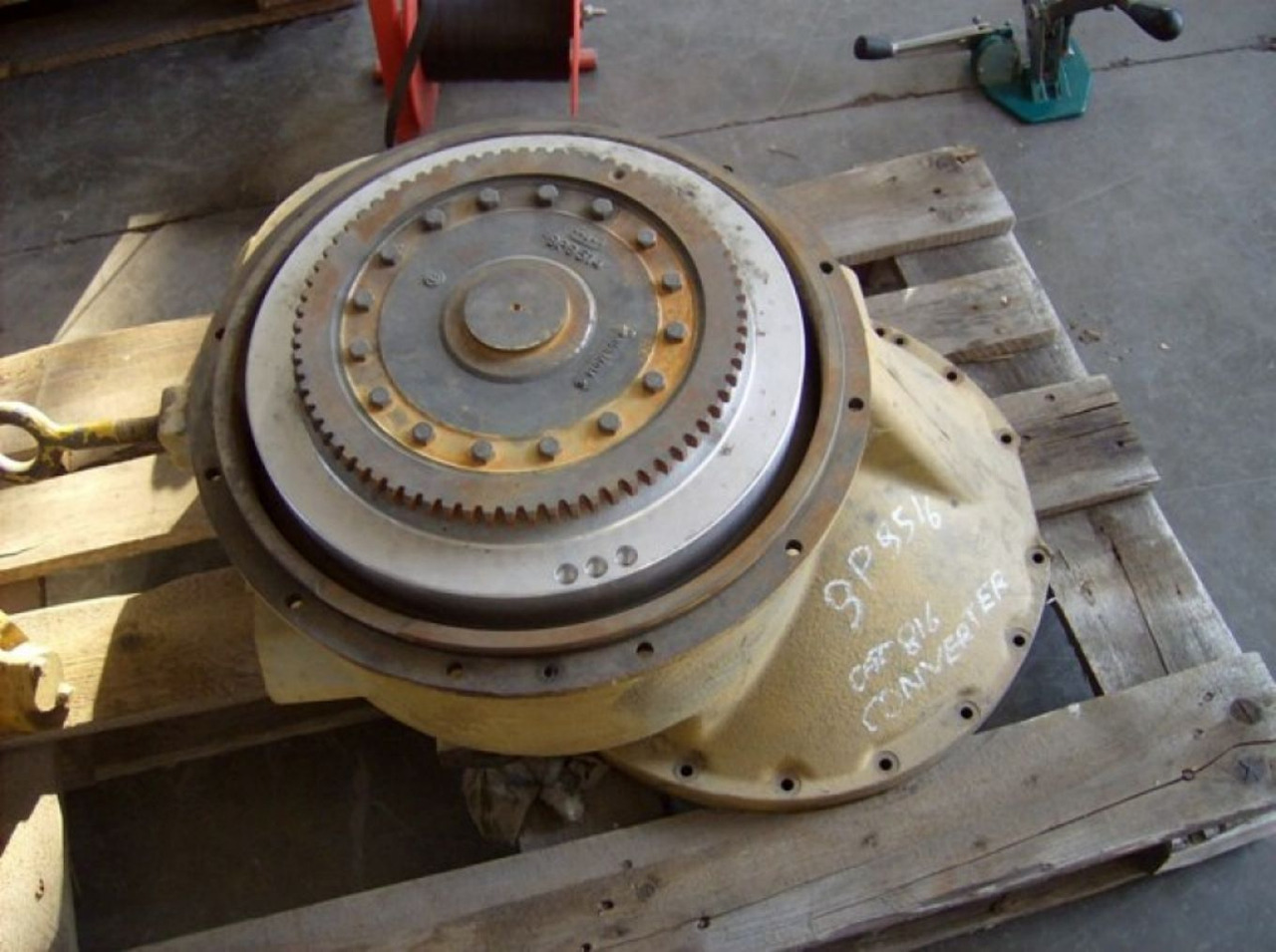 Caterpillar 816B CONVERTER - Transmissão por Máquina de construção: foto 1 Caterpillar 816B CONVERTER - Transmissão por Máquina de construção: foto 1