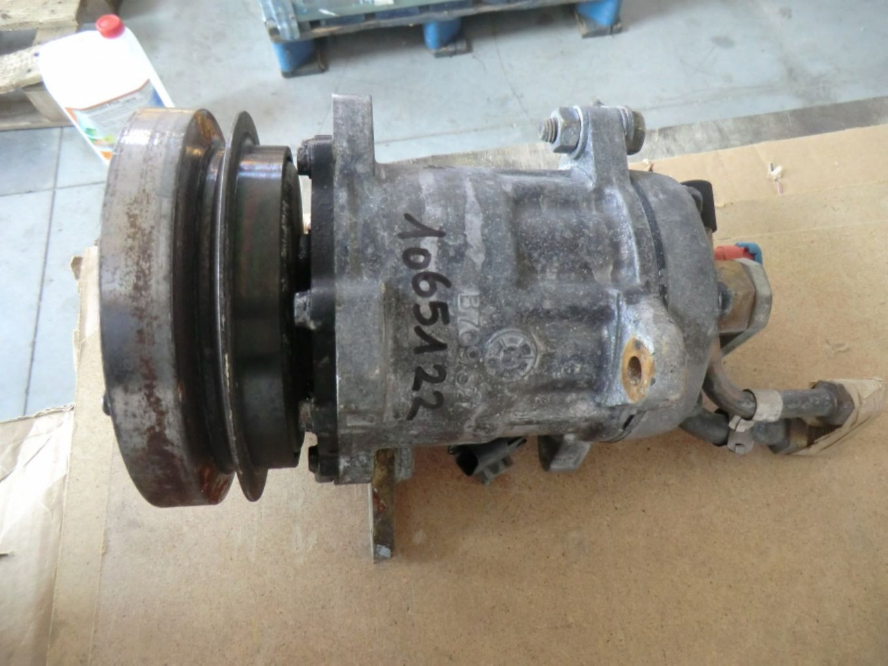 Caterpillar 928G COMPRESSORE ARIA CONDIZIONATA - Compressor de ar condicionado por Máquina de construção: foto 2 Caterpillar 928G COMPRESSORE ARIA CONDIZIONATA - Compressor de ar condicionado por Máquina de construção: foto 2