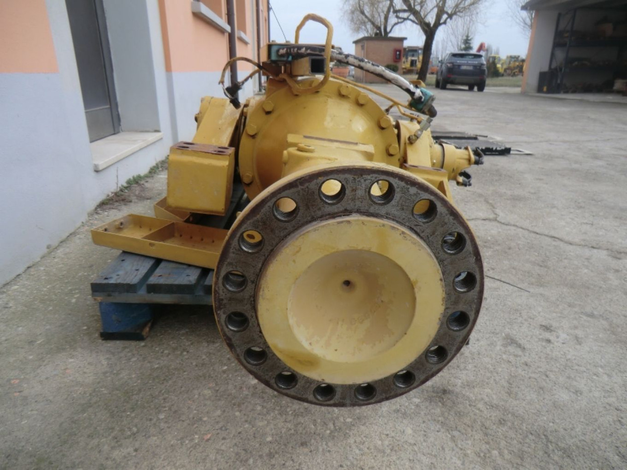 Caterpillar 928G - Eixo traseiro por Máquina de construção: foto 1 Caterpillar 928G - Eixo traseiro por Máquina de construção: foto 1
