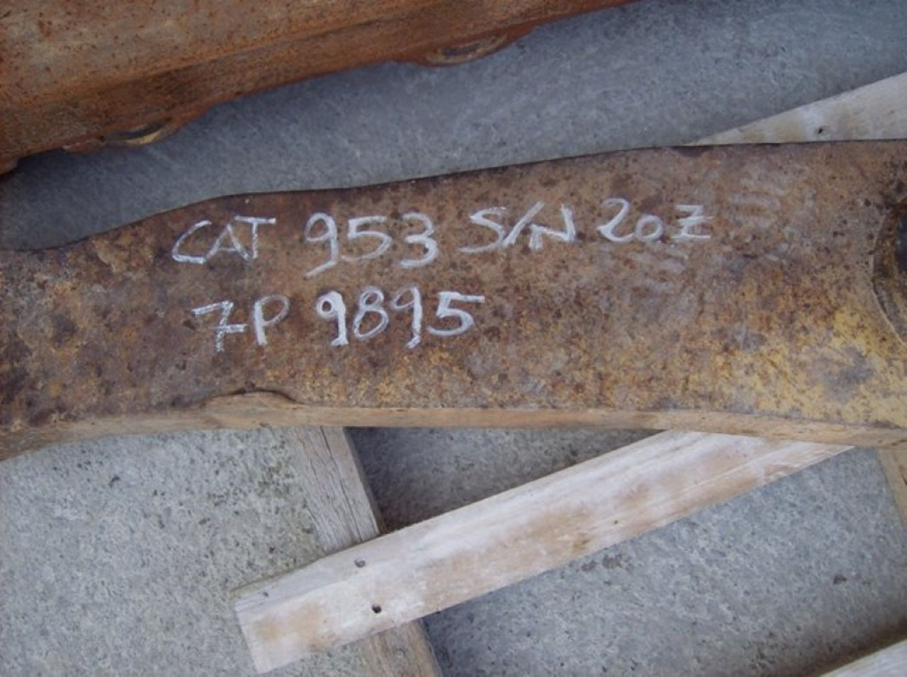 Caterpillar 953 BALESTRONE - Peças de material rodante por Máquina de construção: foto 2 Caterpillar 953 BALESTRONE - Peças de material rodante por Máquina de construção: foto 2