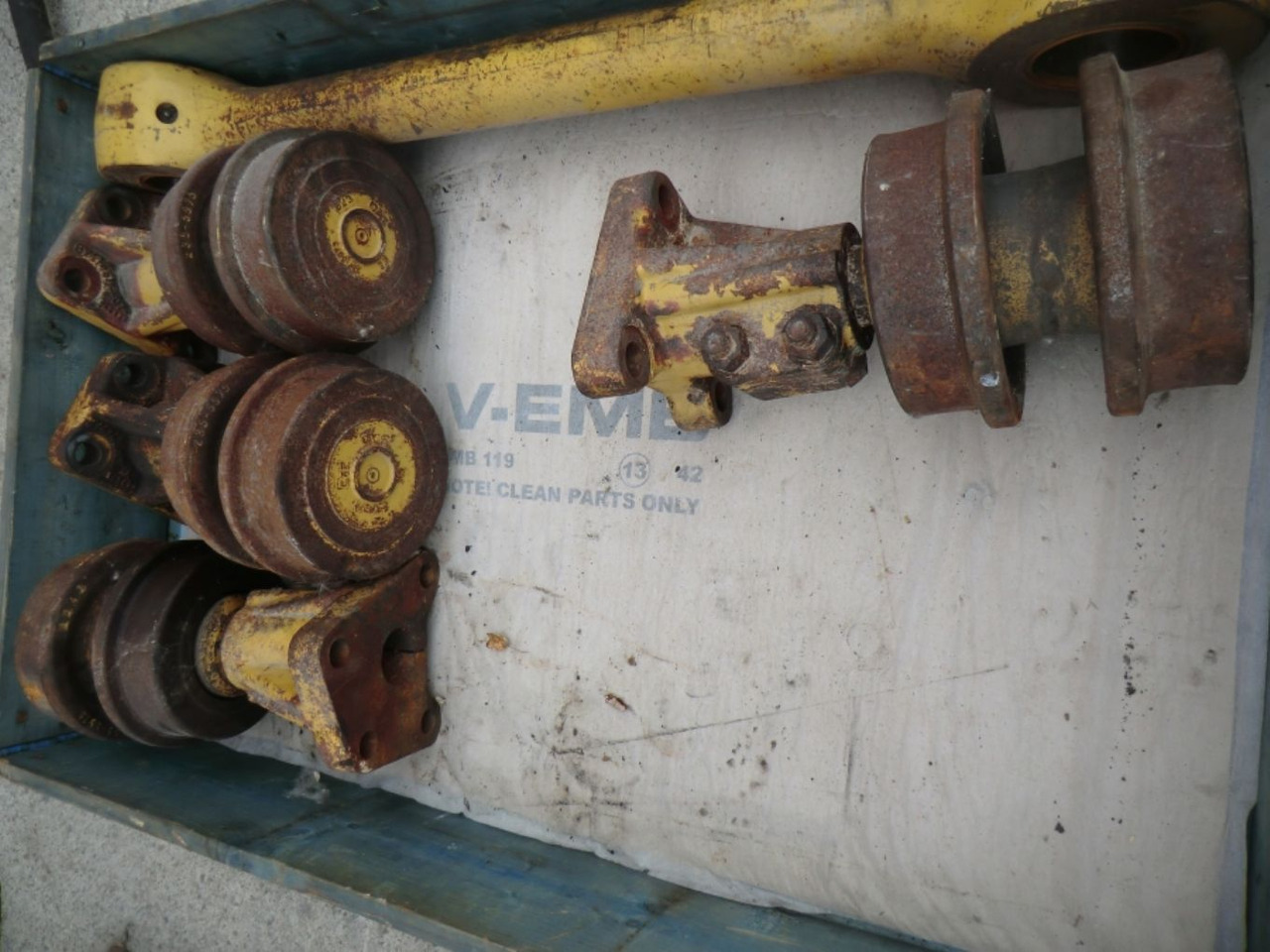 Caterpillar 963D RULLI SUPERIORI HEAVY-DUTY, SYSTEM ONE - Rasto - Rolo por Máquina de construção: foto 3 Caterpillar 963D RULLI SUPERIORI HEAVY-DUTY, SYSTEM ONE - Rasto - Rolo por Máquina de construção: foto 3