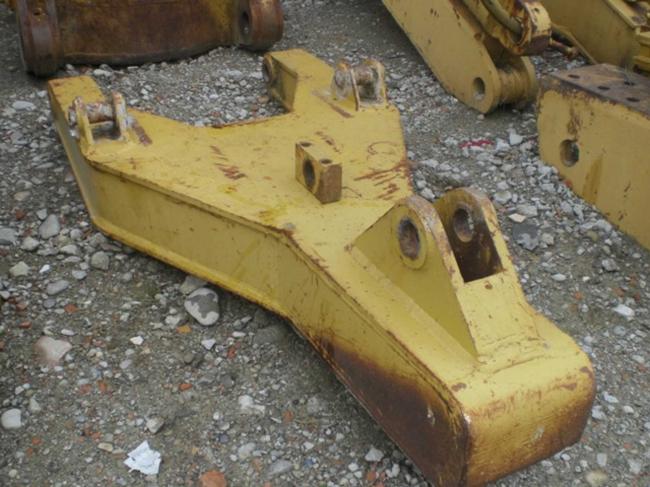 Caterpillar D5 - D6 SUPPORTO KELLY PER RIPPER - Escarificador por Máquina de construção: foto 1 Caterpillar D5 - D6 SUPPORTO KELLY PER RIPPER - Escarificador por Máquina de construção: foto 1