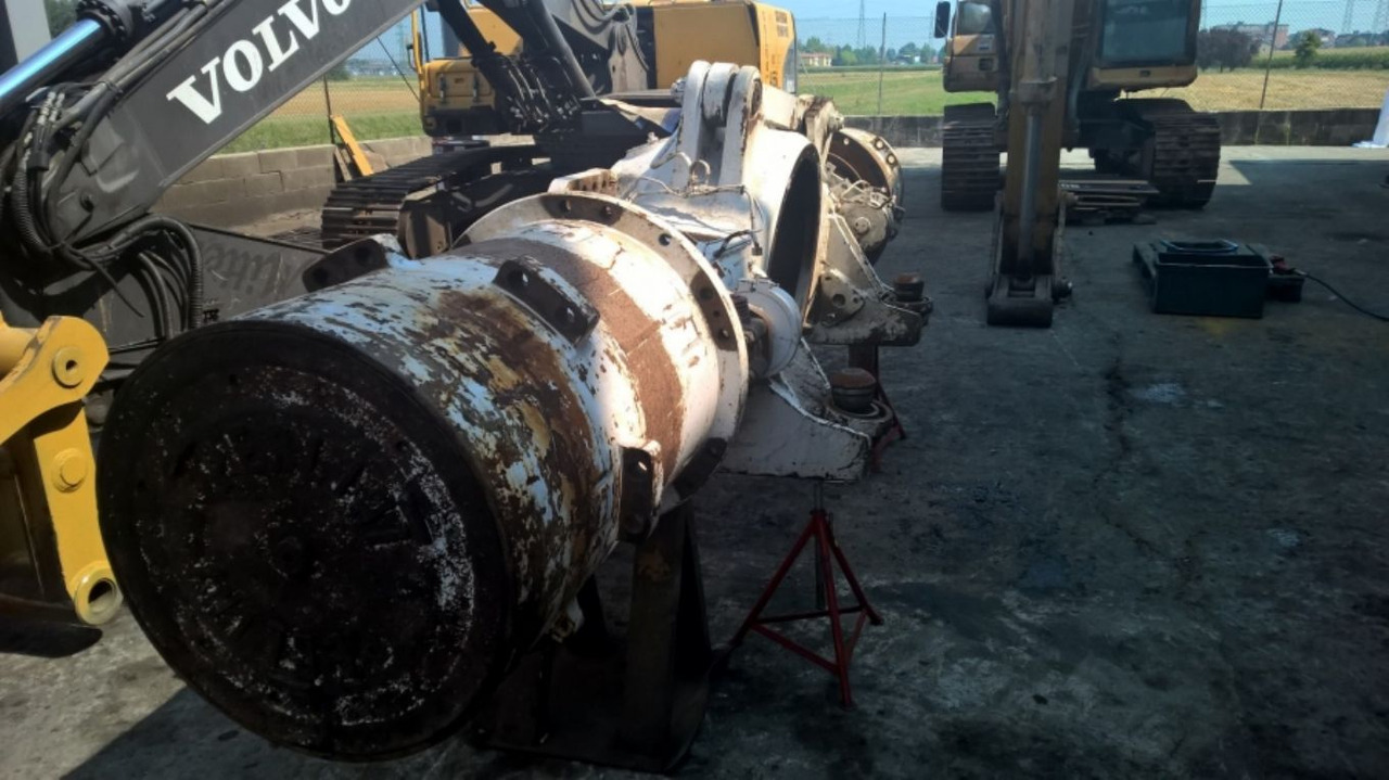 PERLINI DP655 ASSALE COMPLETO DI RIDUTTORI - Transmissão por Máquina de construção: foto 4 PERLINI DP655 ASSALE COMPLETO DI RIDUTTORI - Transmissão por Máquina de construção: foto 4