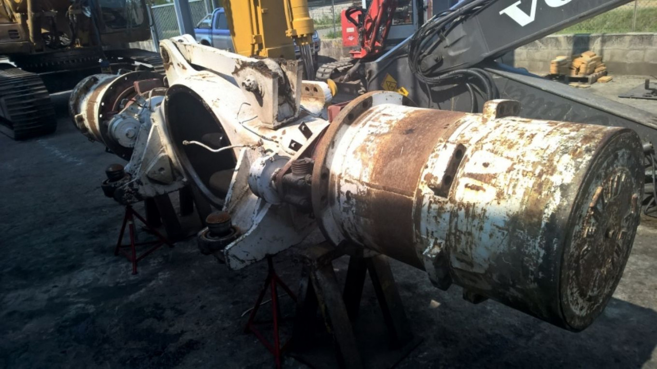 PERLINI DP655 ASSALE COMPLETO DI RIDUTTORI - Transmissão por Máquina de construção: foto 3 PERLINI DP655 ASSALE COMPLETO DI RIDUTTORI - Transmissão por Máquina de construção: foto 3