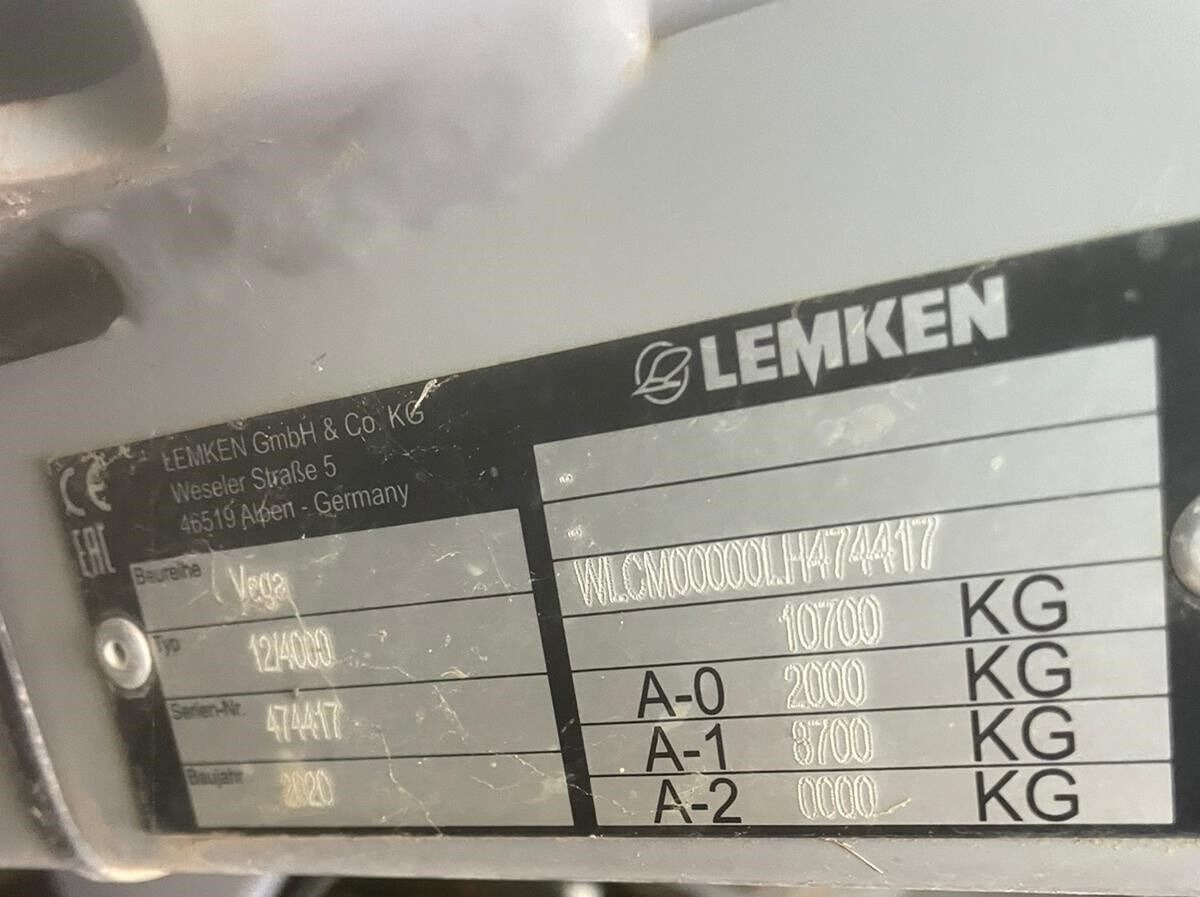 Lemken VEGA 4000 - Pulverizador de arrastar: foto 1 Lemken VEGA 4000 - Pulverizador de arrastar: foto 1