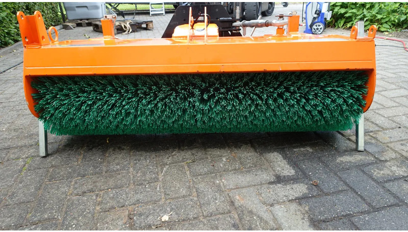 Eco Technologies Rolbezem 130Cm - Vassoura por Máquina agrícola: foto 3 Eco Technologies Rolbezem 130Cm - Vassoura por Máquina agrícola: foto 3