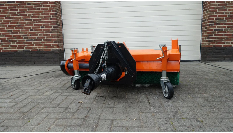 Eco Technologies Rolbezem 130Cm - Vassoura por Máquina agrícola: foto 1 Eco Technologies Rolbezem 130Cm - Vassoura por Máquina agrícola: foto 1