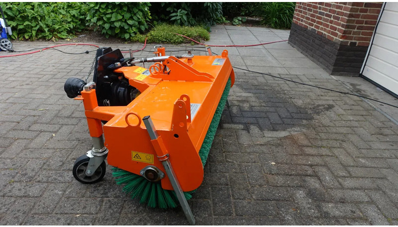 Eco Technologies Rolbezem 130Cm - Vassoura por Máquina agrícola: foto 4 Eco Technologies Rolbezem 130Cm - Vassoura por Máquina agrícola: foto 4