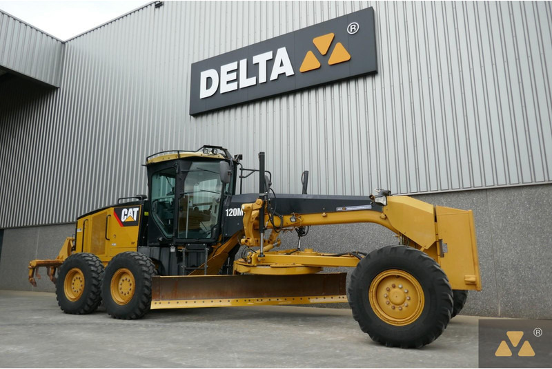 Caterpillar 120M - Motoniveladora: foto 3 Caterpillar 120M - Motoniveladora: foto 3