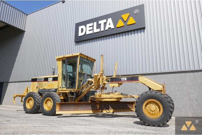 Caterpillar 12H - Motoniveladora: foto 3 Caterpillar 12H - Motoniveladora: foto 3