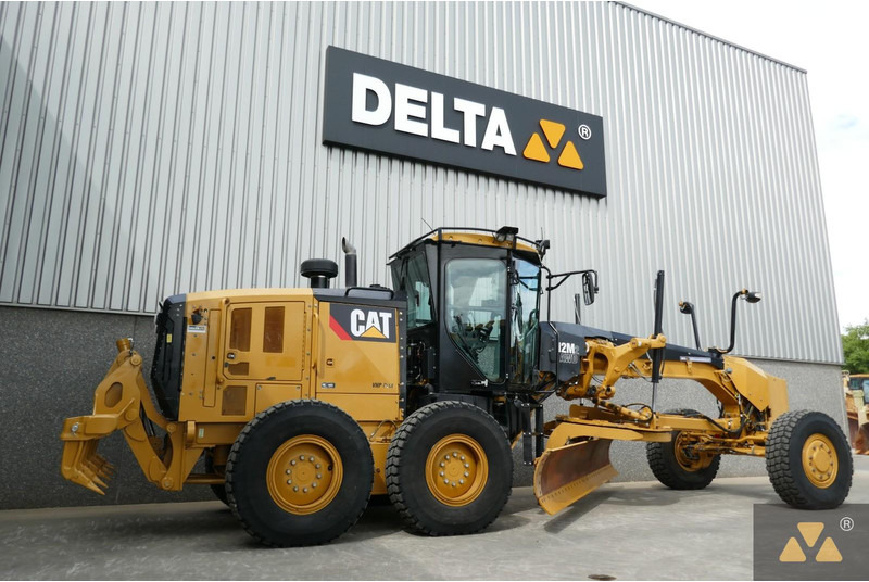 Caterpillar 12M2 AWD - Motoniveladora: foto 5 Caterpillar 12M2 AWD - Motoniveladora: foto 5