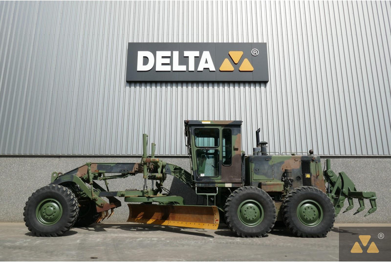 Caterpillar 130G Ex-army - Motoniveladora: foto 1 Caterpillar 130G Ex-army - Motoniveladora: foto 1