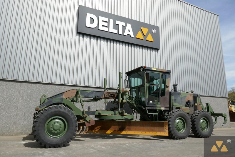 Caterpillar 130G Ex-army - Motoniveladora: foto 4 Caterpillar 130G Ex-army - Motoniveladora: foto 4