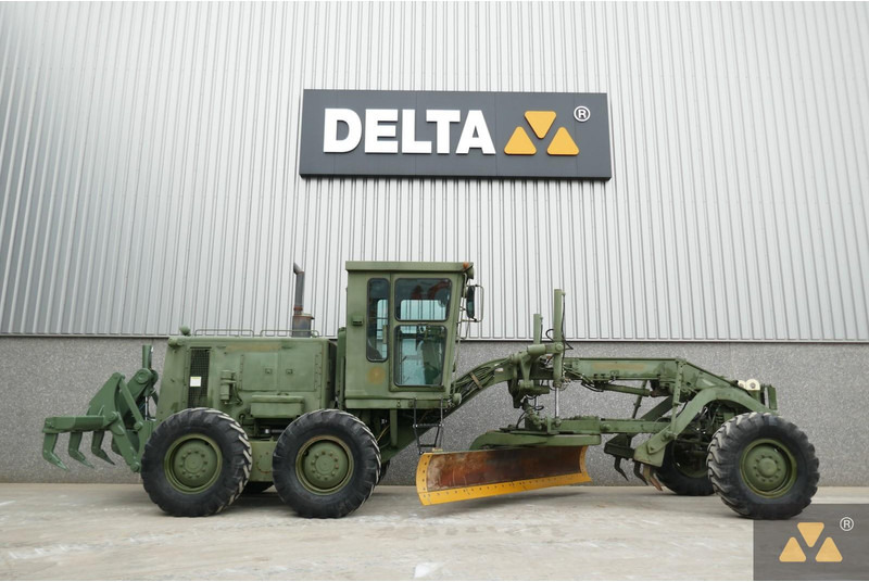 Caterpillar 130G Ex-army - Motoniveladora: foto 2 Caterpillar 130G Ex-army - Motoniveladora: foto 2