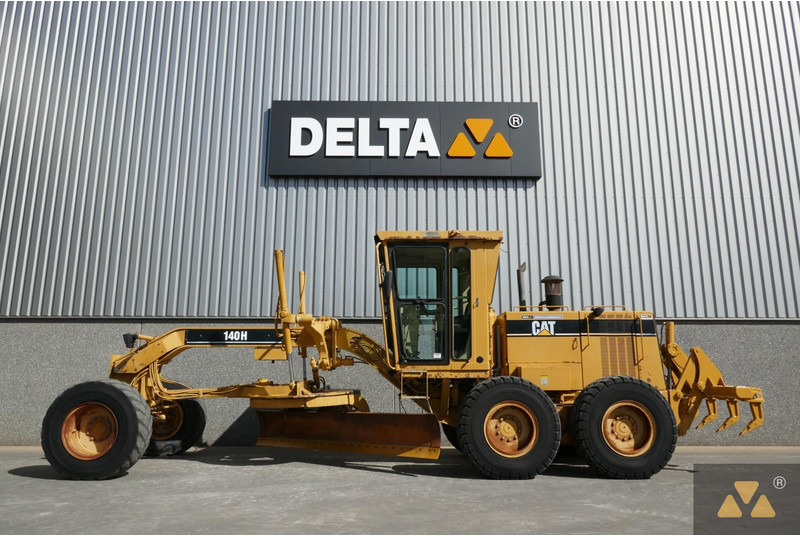 Caterpillar 140H - Motoniveladora: foto 1 Caterpillar 140H - Motoniveladora: foto 1