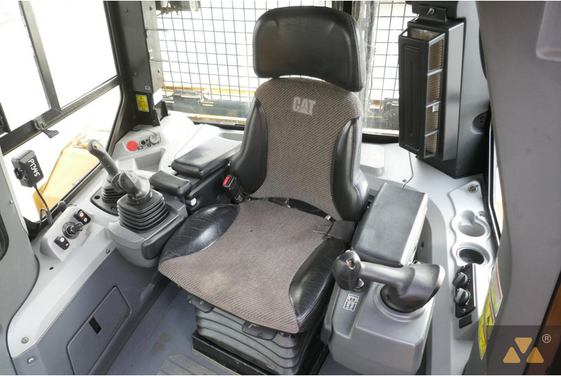 Buldôzer Caterpillar D7E LGP: foto 7