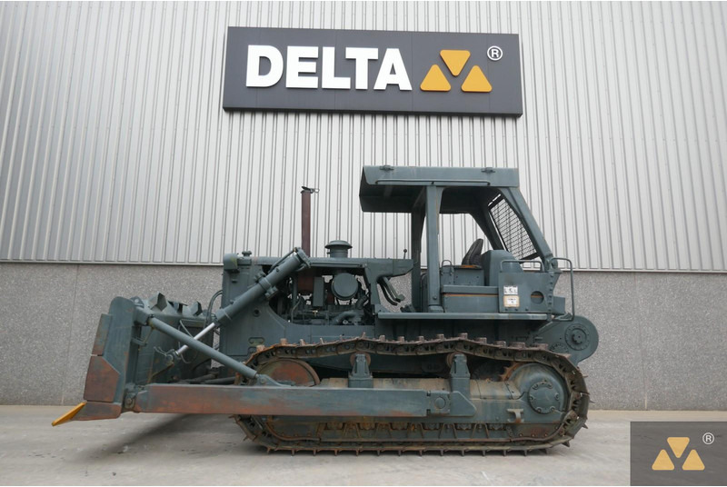 Caterpillar D7G Ex-army - Buldôzer: foto 1 Caterpillar D7G Ex-army - Buldôzer: foto 1