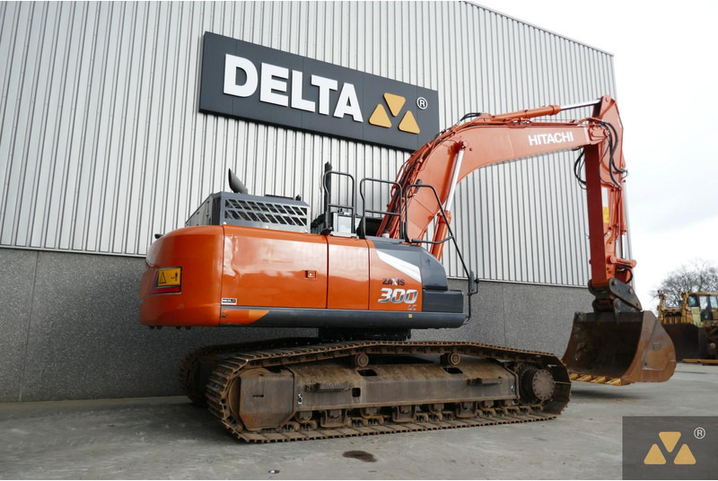 Hitachi ZX300LC-7 - Escavadora de rastos: foto 5 Hitachi ZX300LC-7 - Escavadora de rastos: foto 5