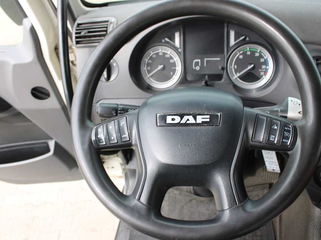 Camião furgão DAF CF 320, TAIL LIFT, EURO 6: foto 12