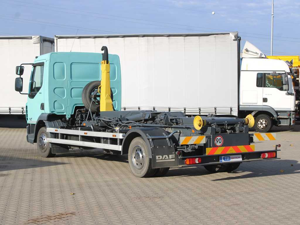 DAF LF 180 FA, EURO 6, HOOK LOADER CONTAINER - Camião polibenne: foto 5 DAF LF 180 FA, EURO 6, HOOK LOADER CONTAINER - Camião polibenne: foto 5