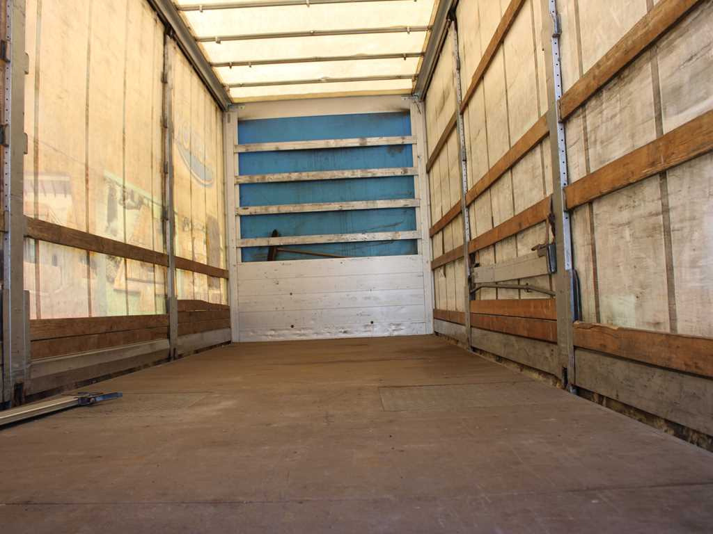 DAF LF 260, EURO 6 - Camião de lona: foto 5 DAF LF 260, EURO 6 - Camião de lona: foto 5