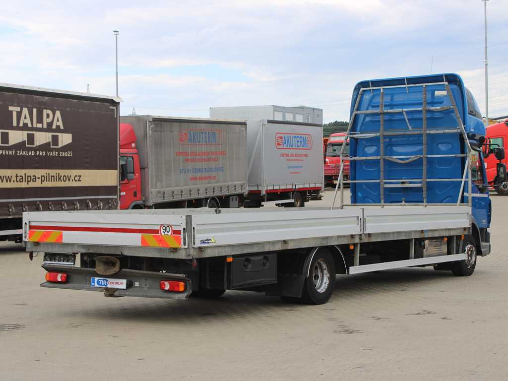 DAF LF 260, SLEEPING BODY, EURO 6, TIRES 80% - Camião de caixa aberta/ Plataforma: foto 4 DAF LF 260, SLEEPING BODY, EURO 6, TIRES 80% - Camião de caixa aberta/ Plataforma: foto 4