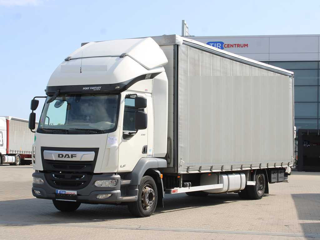 DAF LF 290 FA, EURO 6, SLEEPING BODY - Camião de lona: foto 1 DAF LF 290 FA, EURO 6, SLEEPING BODY - Camião de lona: foto 1