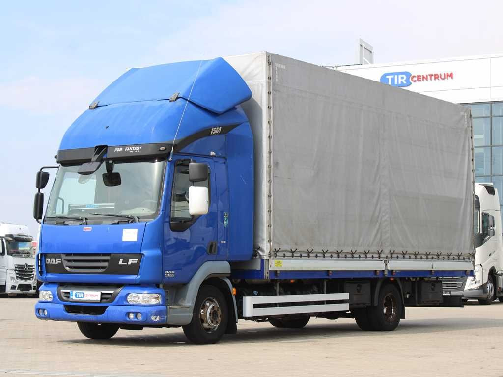 DAF LF 45.220, EURO 5 EEV, SLEEPING CABIN,SIDE-WALLS - Camião de lona: foto 1 DAF LF 45.220, EURO 5 EEV, SLEEPING CABIN,SIDE-WALLS - Camião de lona: foto 1