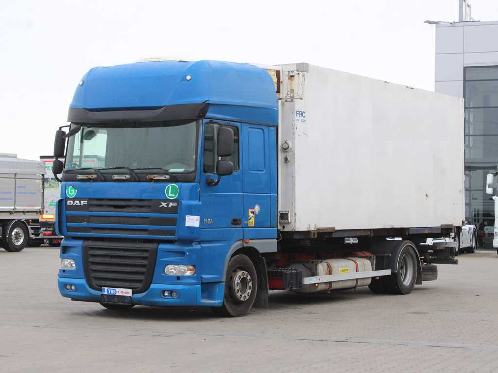 DAF XF 105.410, BDF, INDEPENDENT AIR CONDITIONING, CARRIER, AIR SUSPENSION - Camião frigorífico: foto 1 DAF XF 105.410, BDF, INDEPENDENT AIR CONDITIONING, CARRIER, AIR SUSPENSION - Camião frigorífico: foto 1