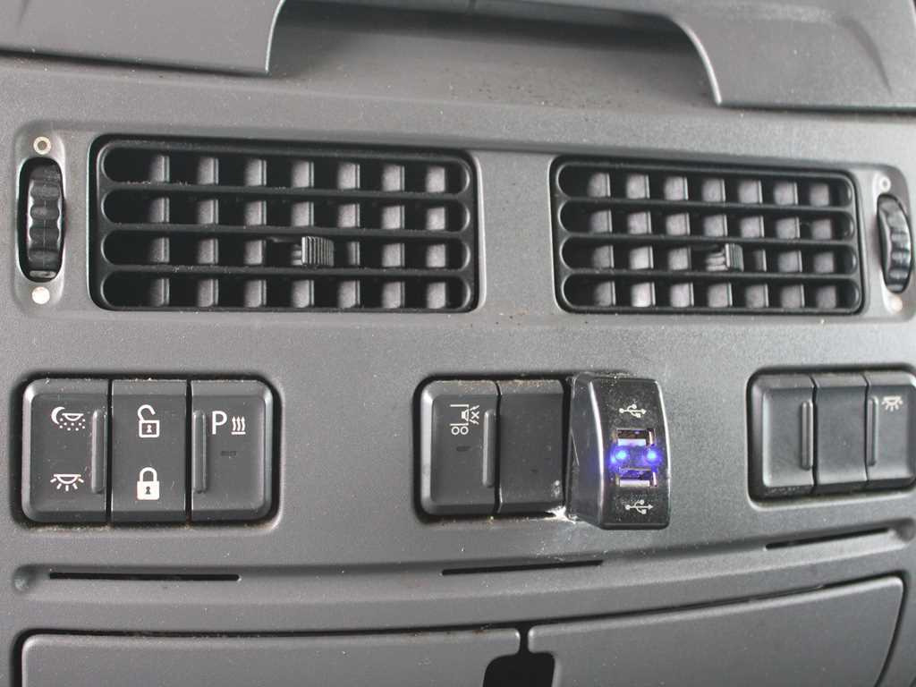 Camião de lona DAF XF 440 FA, INDEPENDENT AIR CONDITIONING + WECON: foto 16