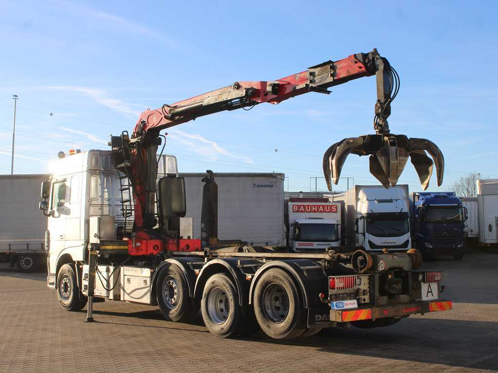 DAF XF 460, EURO 6, 8X2, 2X LIFT AXLE, PALFINGER S260Z96 - Camião polibenne, Camião grua: foto 5 DAF XF 460, EURO 6, 8X2, 2X LIFT AXLE, PALFINGER S260Z96 - Camião polibenne, Camião grua: foto 5