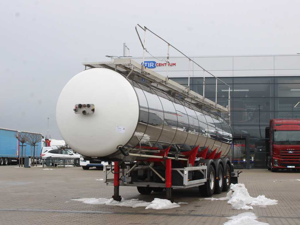 Feldbinder TSA, LIFT AXLE, 32 m³ - Semirreboque tanque: foto 1 Feldbinder TSA, LIFT AXLE, 32 m³ - Semirreboque tanque: foto 1