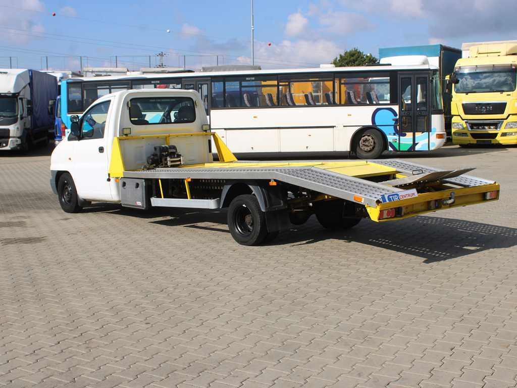 Hyundai H1 TRUCK, EURO 3, DRIVEWAYS, WINCH, TIRES 90% - Caminhão reboque: foto 5 Hyundai H1 TRUCK, EURO 3, DRIVEWAYS, WINCH, TIRES 90% - Caminhão reboque: foto 5