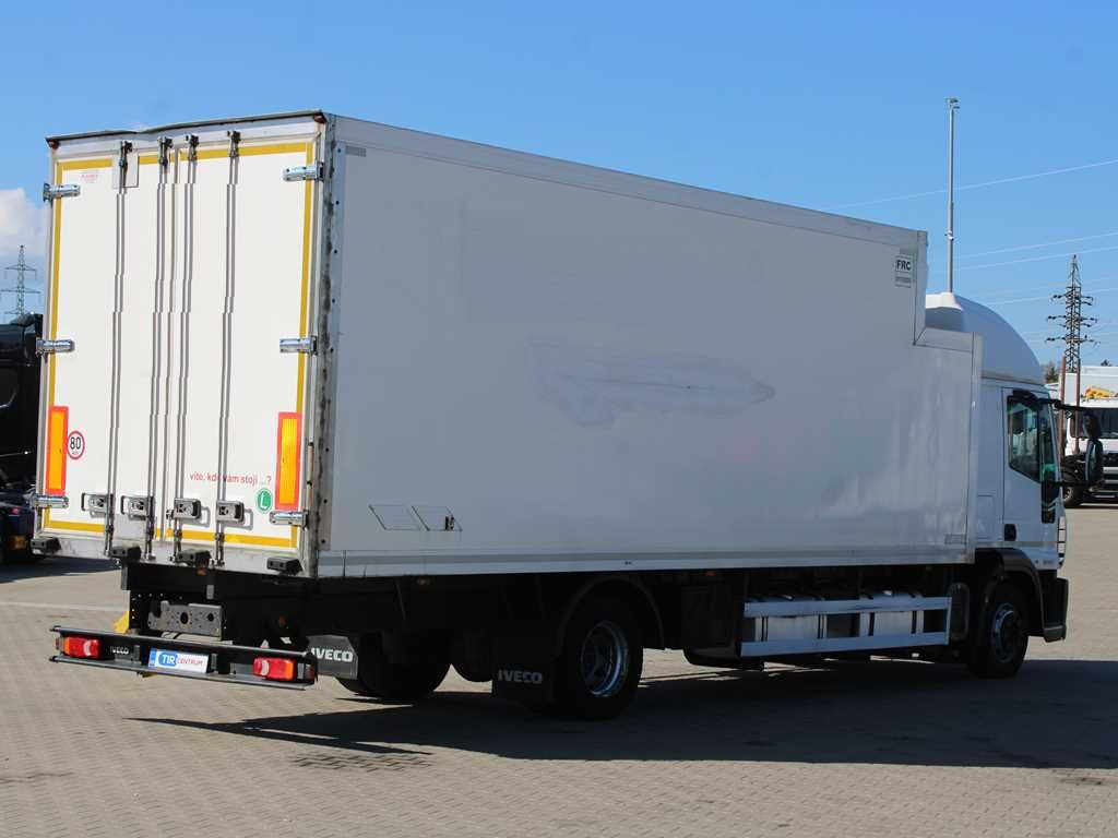 Iveco EUROCARGO 120E25, EURO 5, THERMO-KING T-600R - Camião frigorífico: foto 4 Iveco EUROCARGO 120E25, EURO 5, THERMO-KING T-600R - Camião frigorífico: foto 4