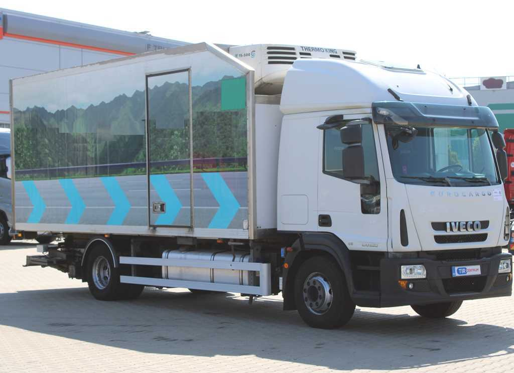 Iveco EUROCARGO 150E28, THERMO-KING TS-500, HYDRAULIC FRONT - Camião frigorífico: foto 2 Iveco EUROCARGO 150E28, THERMO-KING TS-500, HYDRAULIC FRONT - Camião frigorífico: foto 2