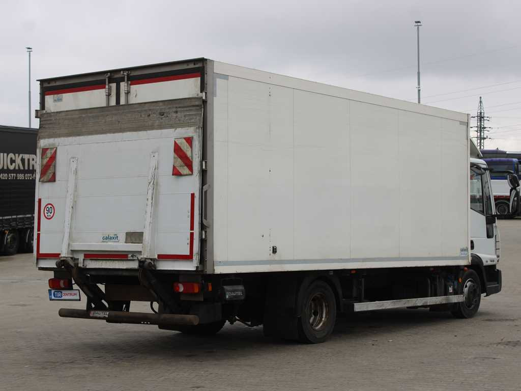 Iveco EUROCARGO 75E19, THERMO KING C - 450e, HYDRAULIC FRONT - Camião frigorífico: foto 4 Iveco EUROCARGO 75E19, THERMO KING C - 450e, HYDRAULIC FRONT - Camião frigorífico: foto 4