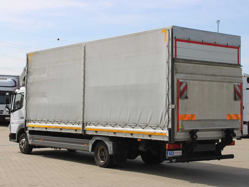 Mercedes-Benz ATEGO 816, EURO 5, TAIL LIFT, SIDEWALLS - Camião de lona: foto 4 Mercedes-Benz ATEGO 816, EURO 5, TAIL LIFT, SIDEWALLS - Camião de lona: foto 4